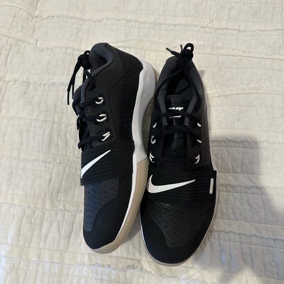 Nike Other - NIKE ALPHA MENACE TURF LOW